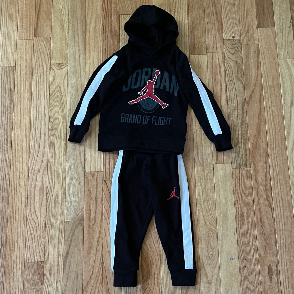 Air Jordan 2 Piece Set Sweatshirt Boys 2T Black Logo Basketball Fleece